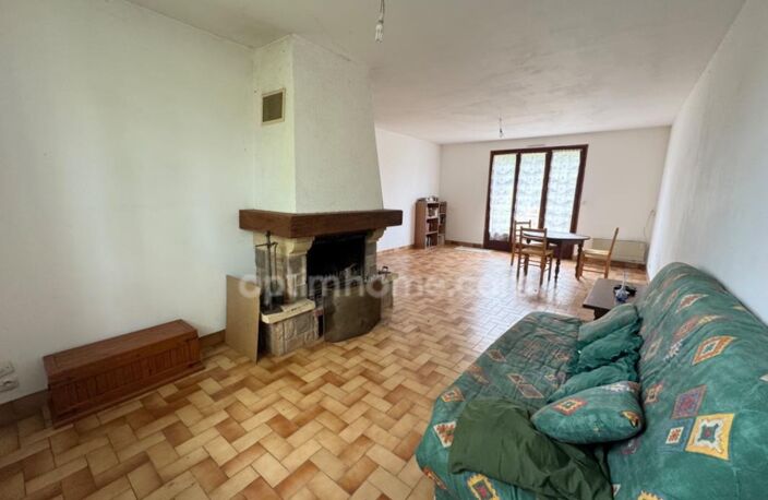 Maison familiale au calme de 96 m2 à MAILHAC SUR BENAIZE (87) — photo 2