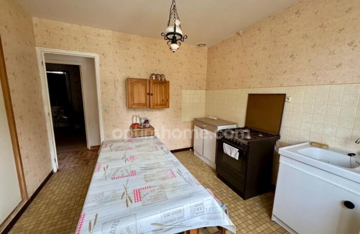 Maison familiale au calme de 96 m2 à MAILHAC SUR BENAIZE (87) — photo 4