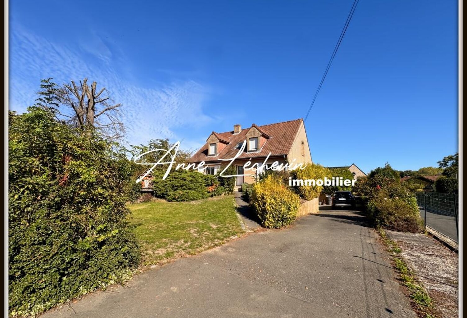 MAISON INDIVIDUELLE DE 198 m² – SEMI-PLAIN-PIED – SOUS-SOL COMPLET – BEAUX VOLUMES — photo 1