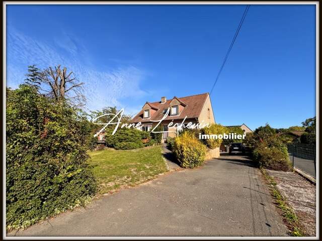 MAISON INDIVIDUELLE DE 198 m² – SEMI-PLAIN-PIED – SOUS-SOL COMPLET – BEAUX VOLUMES — photo du bien