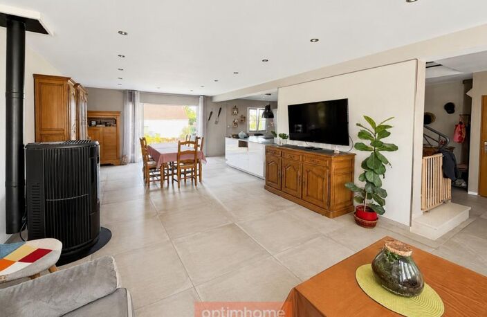 MARGNY-LÈS-COMPIÈGNE – MAISON CONTEMPORAINE + DÉPENDANCE 170 m² + SOUS-SOL 140 m² — photo 3