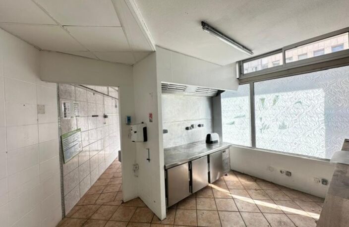 ⭐ ANGOULÊME HYPERCENTRE – EMPLACEMENT N°1 ⭐ — photo 2