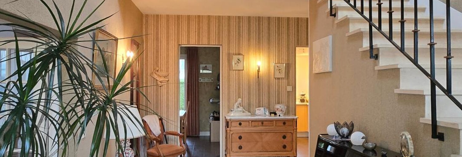 Maison 10 Pièces 205 m² à vendre à Oradour-sur-Glane (87520)