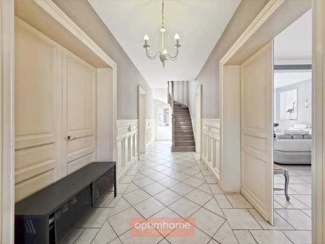 PROPRIÉTÉ DE CARACTÈRE – 213 M² – 6 CHAMBRES – GRANGE – DÉPENDANCES – TERRAIN 1 570 M² — photo du bien
