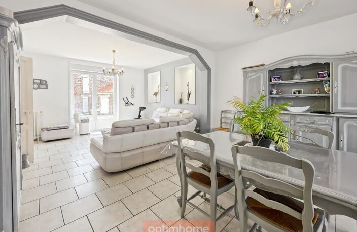 PROPRIÉTÉ DE CARACTÈRE – 213 M² – 6 CHAMBRES – GRANGE – DÉPENDANCES – TERRAIN 1 570 M² — photo 2