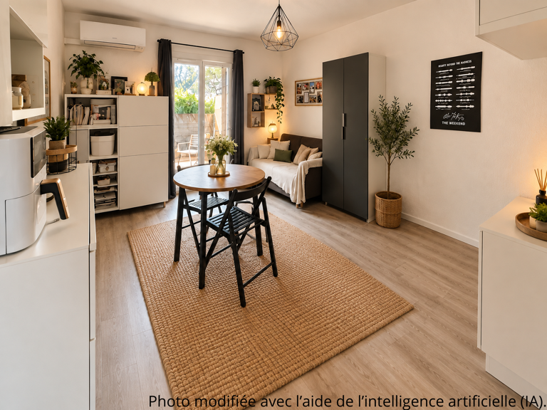 LA GARDE - STUDIO AVEC TERRASSE ET PARKING — photo 1