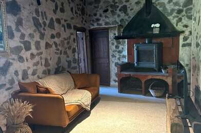 Appartement 3 pièces 720 €