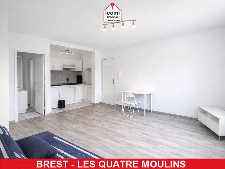 FINISTERE - Brest (29200) - A VENDRE - APPARTEMENT STUDIO DE 25 M² AVEC VUE MER DERNIER ETAGE EN DALLE BETON - EXCELLENT DPE : B - GES : C - COUP DE COEUR - RARE — photo 1