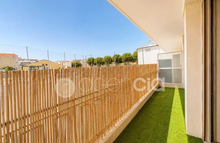 Appartement Antibes centre, stade Foch — photo 5