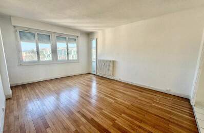 Saint-Étienne – Châteaucreux | T2 traversant de 57 m² au 8e et dernier étage – 2 balcons – Vue panoramique — photo du bien