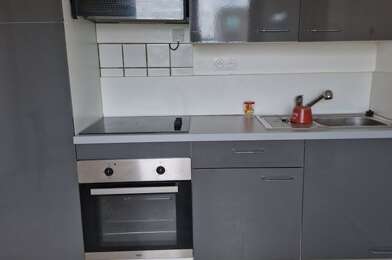 Appartement 3 pièces 880 €
