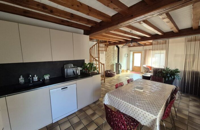 Maison de 70m2 à louer sur Sayat — photo 4