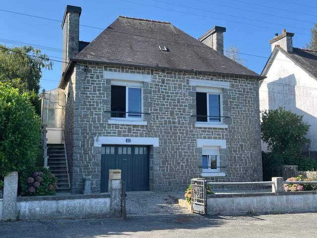 Maison 100 m² avec garage et terrain de 385 m² – Proche des commodités — photo du bien