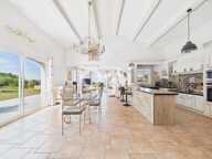 VILLA DE PLAIN-PIED - PROCHE MANDELIEU - 3 CHAMBRES + 1 STUDIO - PISCINE — photo 3