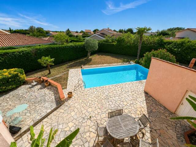Maison À Vendre — photo du bien