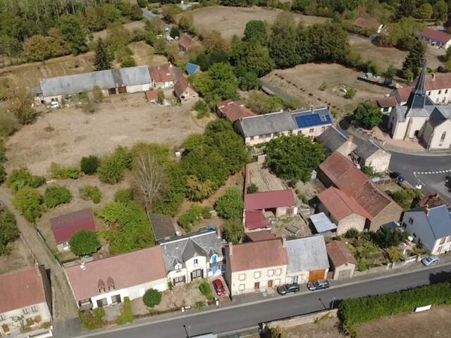 Propriété à vendre, maison 120 m²+ ancienne école 250 m², terrain 1500 m² bétete   Creuse (23) — photo du bien