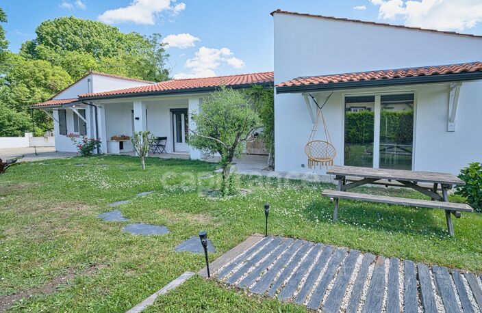 Maison de plain-pied 156 m² – 5 chambres - Montussan — photo 2