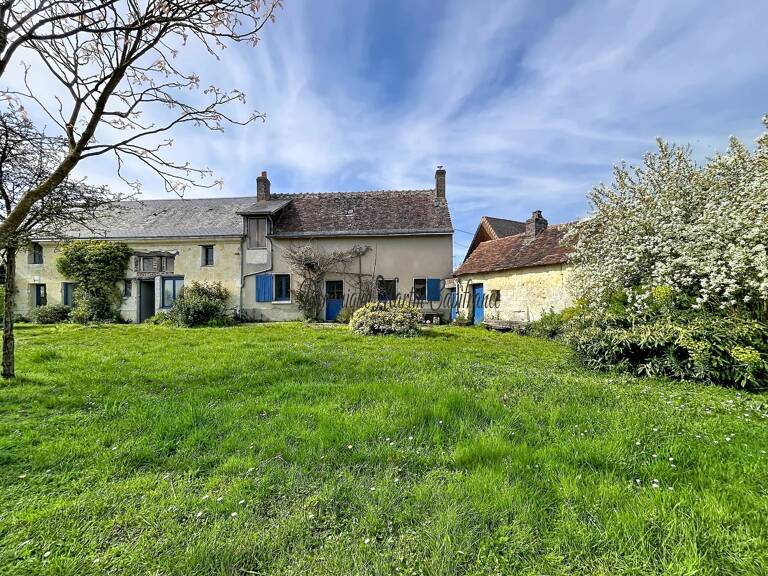 RUILLE SUR LOIR (72), maison 189m²- 7 pièces- terrains de 2845m²- garage- dépendances- puits — photo 1