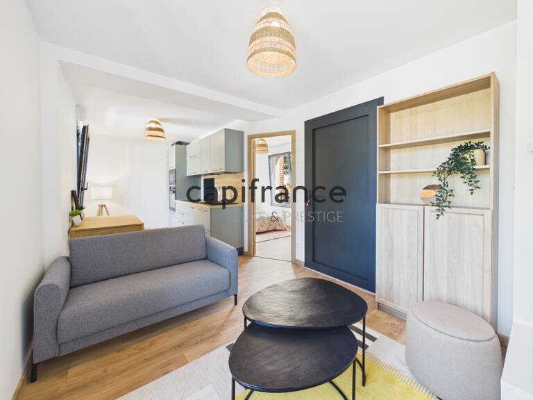 MERVILLE-FRANCEVILLE – CÔTÉ HOME VARAVILLE | BEL APPARTEMENT 3 PIÈCES ENTIÈREMENT RÉNOVÉ À QUELQUES PAS DE LA PLAGE — photo 1