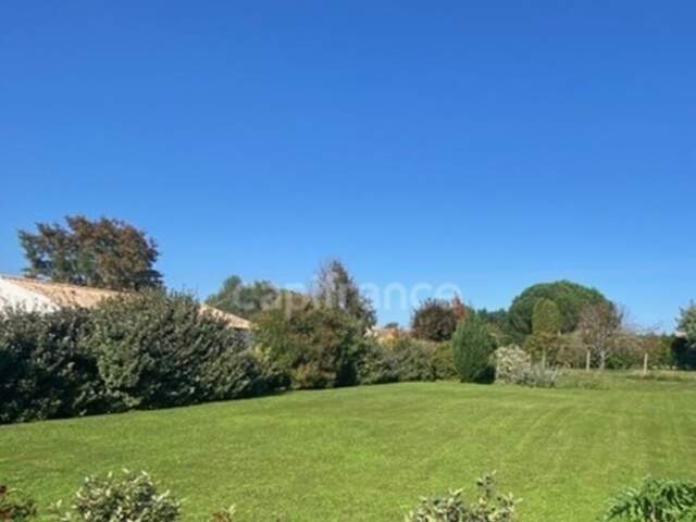 Terrain à vendre PESSINES (17) - Superficie 457m² — photo du bien