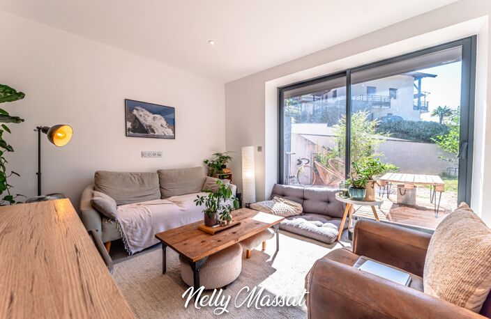 Appartement à vendre 4 pièces LA MOTTE SERVOLEX (73) - Triplex récent avec jardin et stationnement — photo 3