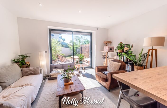 Appartement à vendre 4 pièces LA MOTTE SERVOLEX (73) - Triplex récent avec jardin et stationnement — photo 4