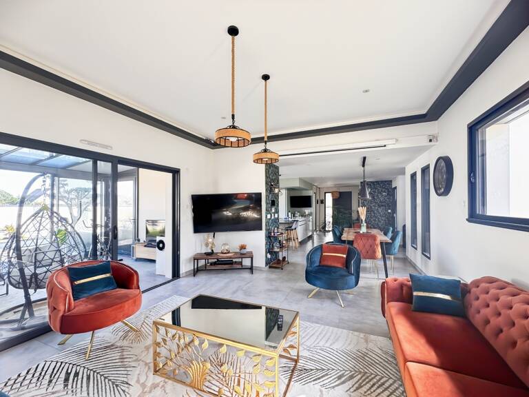 Maison d’architecte contemporaine connectée BBC 188 m² avec prestations d'exception sur parcelle de 750 m² avec piscine — photo 1