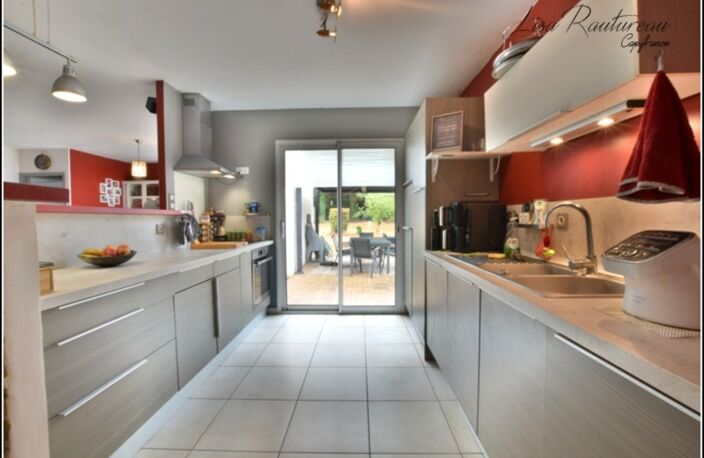 Maison à vendre 7 pièces - 6 chambres - AIGREFEUILLE SUR MAINE (44) — photo 3