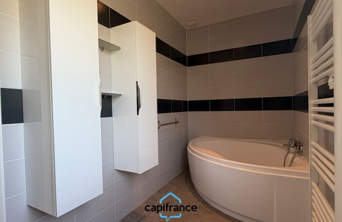 Bessières centre, maison de plain-pied T4, 104 m² avec garage, parcelle de 247 m² — photo 5