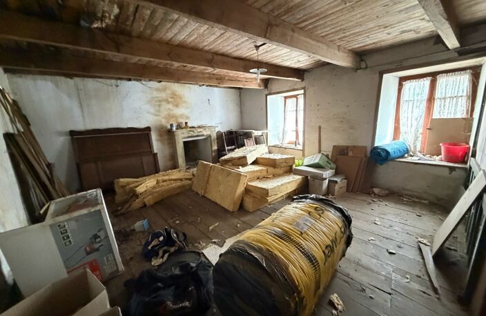 Maison en pierre à rénover entièrement – Beau potentiel au cœur du Croisty — photo 5