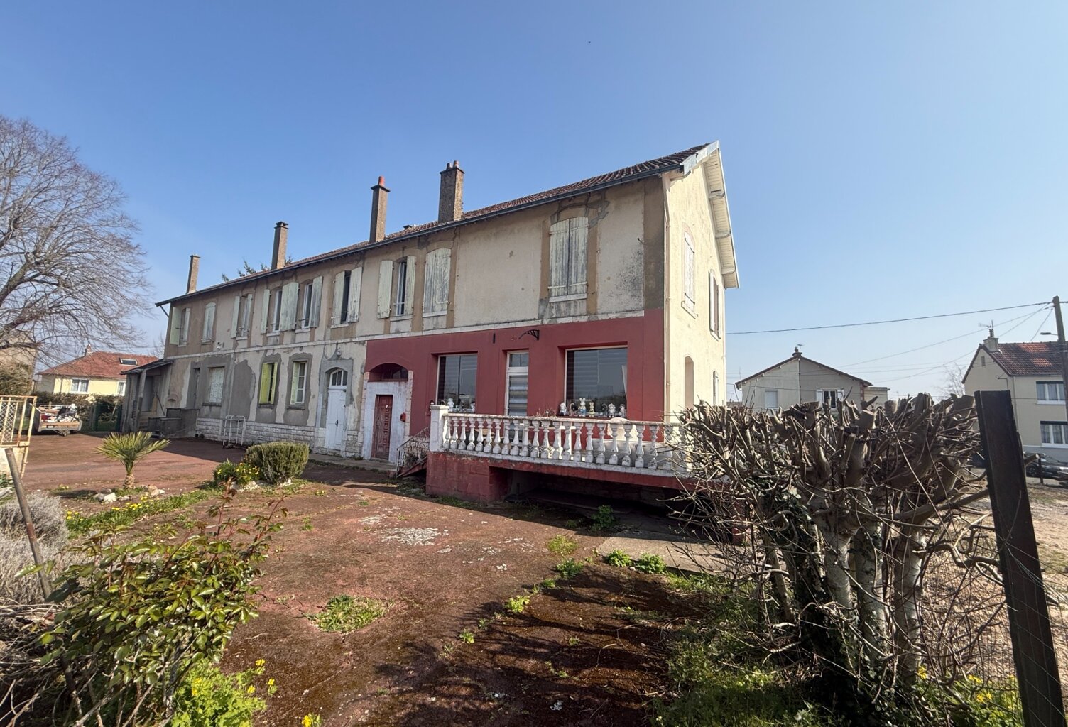 Immeuble à vendre CHATEAUDUN (28) — photo 1