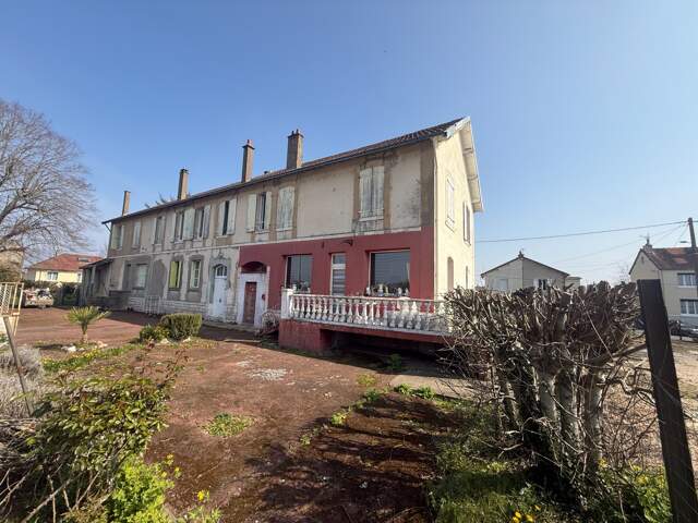 Immeuble à vendre CHATEAUDUN (28) — photo du bien