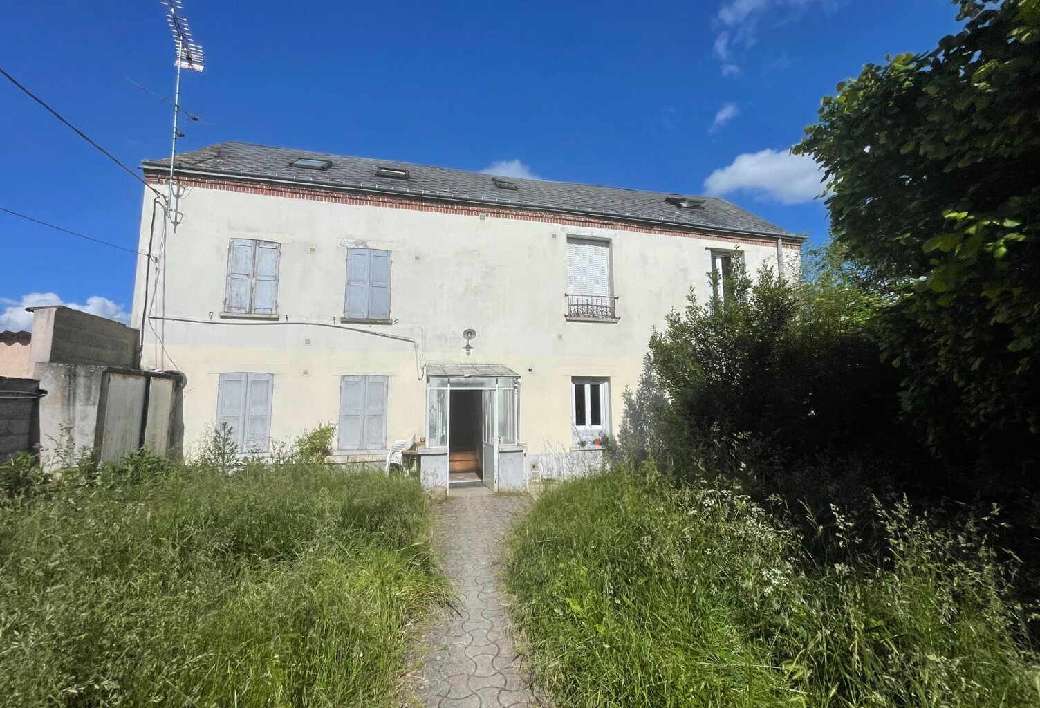Immeuble à vendre CHARTRES (28)+ une grange de 120 m² — photo 1