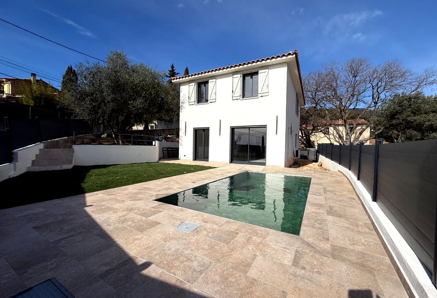Maison à vendre 4 pièces TOULON (83) — photo 1