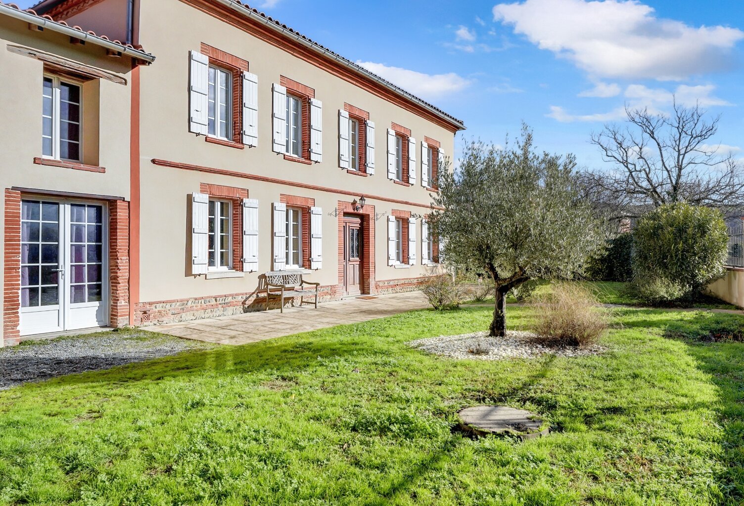 EXCLUSIVITÉ – MAISON DE MAÎTRE XIX ᵉ SIÈCLE | ENTIÈREMENT RÉNOVÉE | PARC DE 2 011 m² | RARE — photo 1
