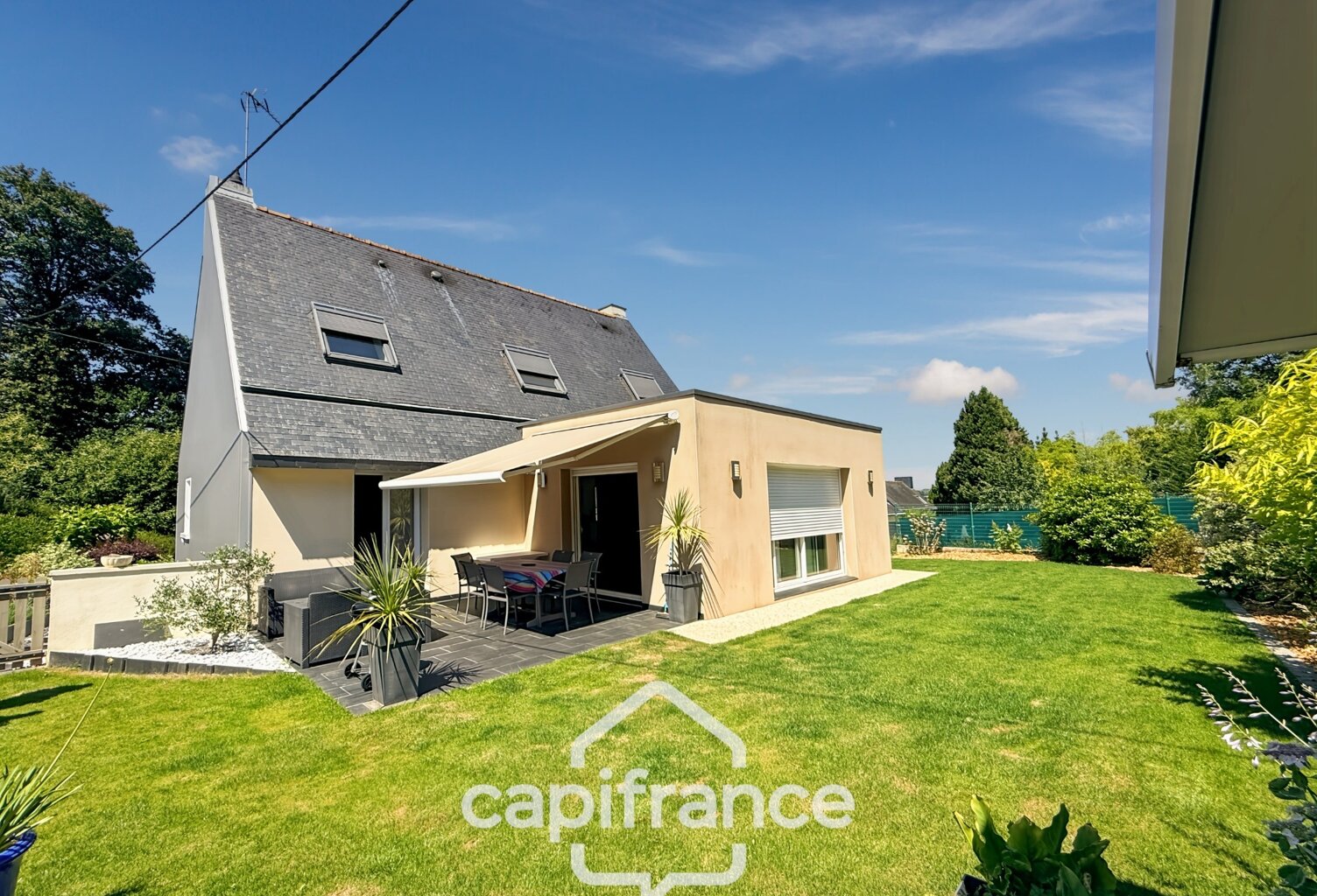 Maison à vendre 6 pièces  PONTIVY – PROXIMITÉ DU QUARTIER DE TRELEAU – MAISON FAMILIALE AVEC EXTENSION ET SOUS-SOL COMPLET — photo 1
