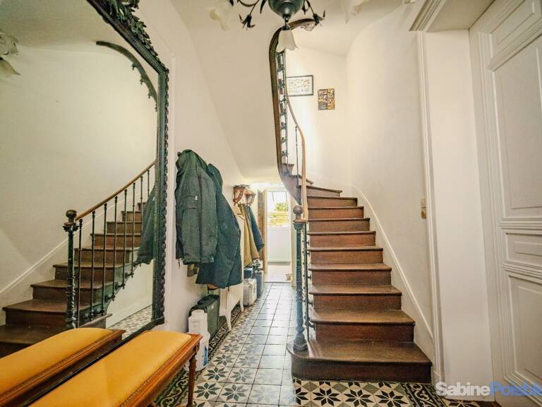 Maison à vendre à Saumur 49400 - centre ville - 4 ou 5 chambres - 171 m² Habitable - Dépendance - Jardin — photo 1