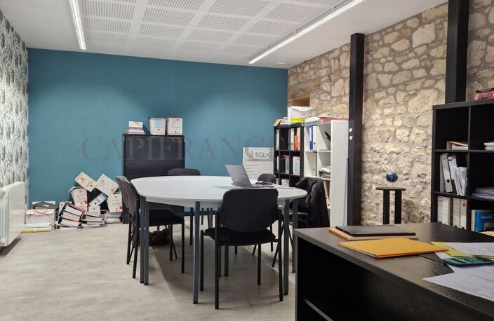 Local/bureau à louer GUINGAMP (22) — photo 2