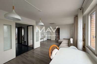 Appartement 4 pièces 161700 €