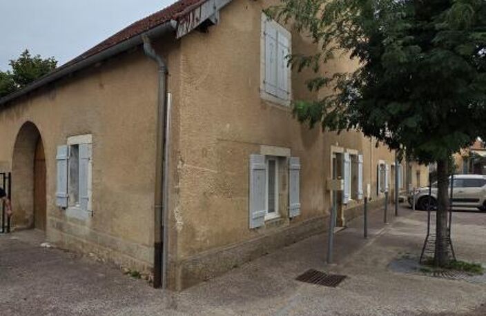IMMEUBLE DE RAPPORT – 2 APPARTEMENTS LOUÉS – 7,70 % DE RENTABILITÉ BRUTE — photo 2