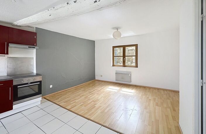 Appartement T2 - À Louer - Avignon Intra-Muros — photo 4