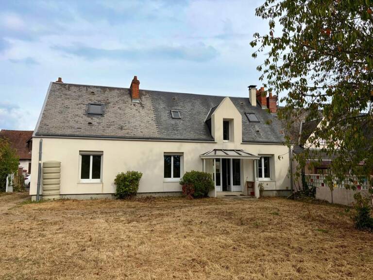 Maison de 7 pièces de 130 m² à Fleury-les-Aubrais — photo 1