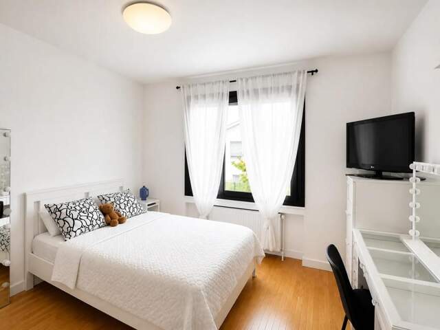 Maison de 9 pièces de 188 m² à Feyzin — photo du bien