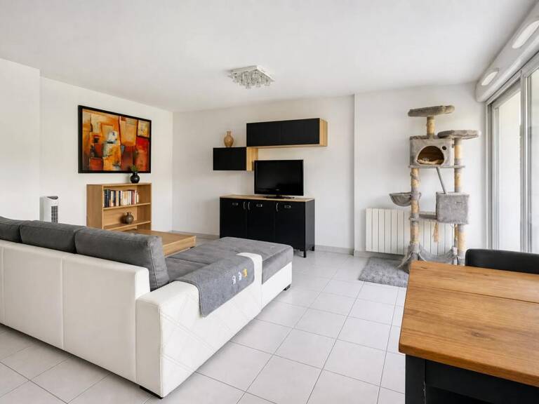 Villeurbanne - T3 61m2 - Balcon - Calme - Box possible — photo 1