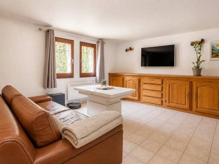 Maison de 7 pièces de 135 m² à Sainte-Geneviève-des-Bois — photo 1