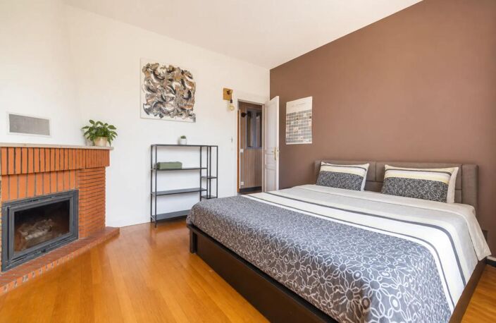 Maison de 7 pièces de 135 m² à Sainte-Geneviève-des-Bois — photo 5