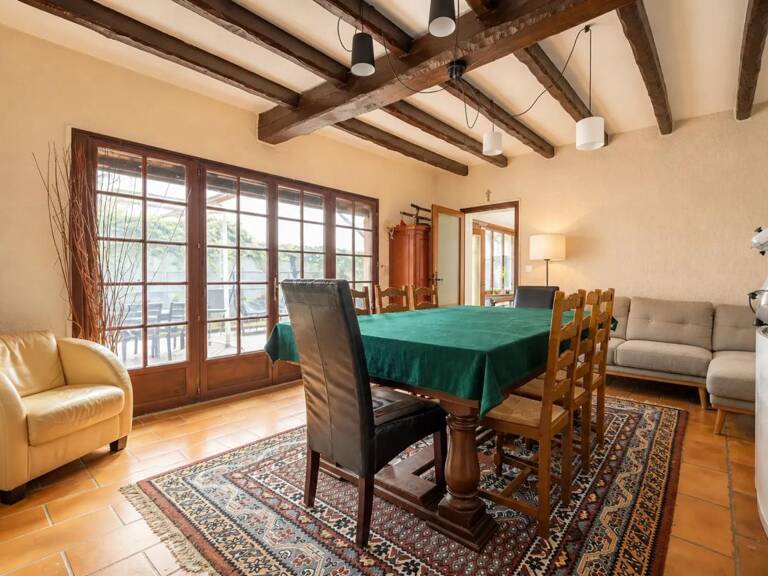 Maison de 7 pièces de 135 m² à Sainte-Geneviève-des-Bois — photo 1