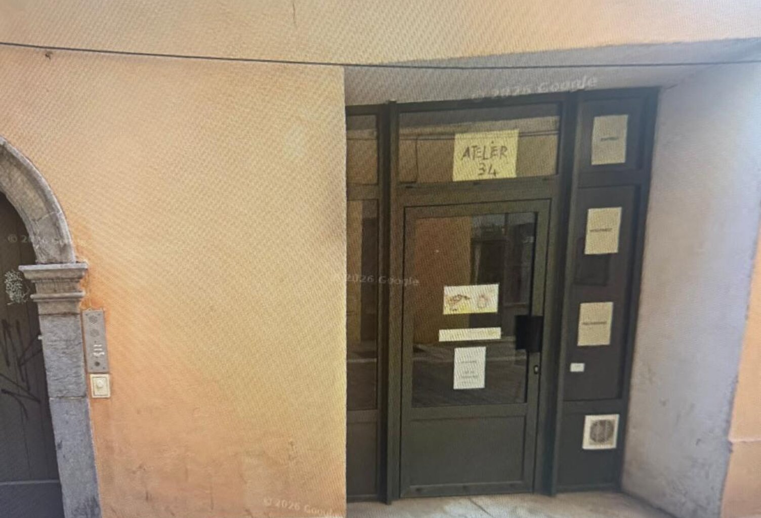 Centre ville de TOULON - Local de 45m² avec vitrine — photo 1