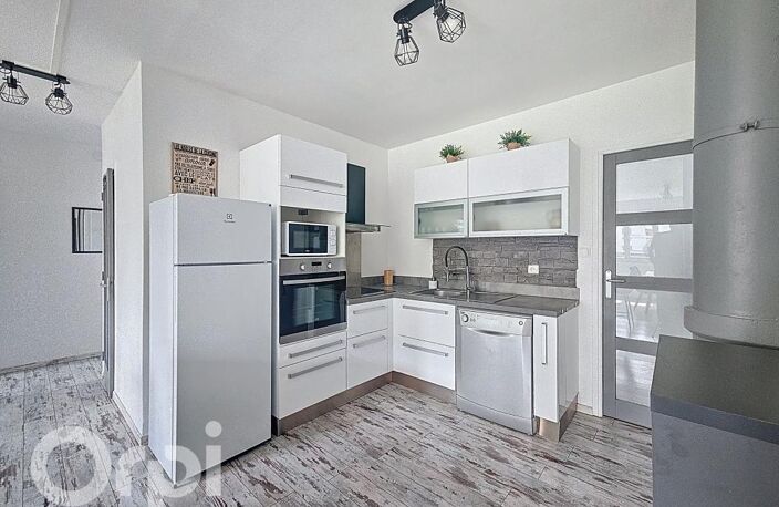 Appartement traversant, lumineux, entièrement rénové, environnement très calme, une cave et un box privatif sécurisé — photo 4