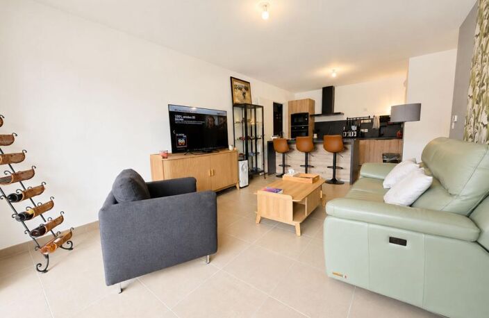 Appartement À Vendre T3 - terrasse - 2 parkings - LES ANGLES — photo 5